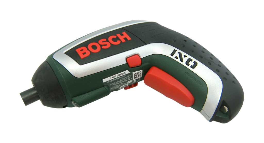 Grün-schwarzer Akku-Schrauber mit roten Bedientasten und silbernen Zierleisten, seitlich mit BOSCH und IXO beschriftet